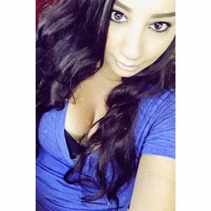 Meet your Posher, Desi