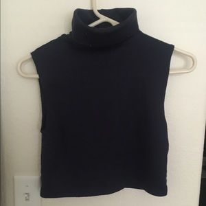 Turtle neck crop top