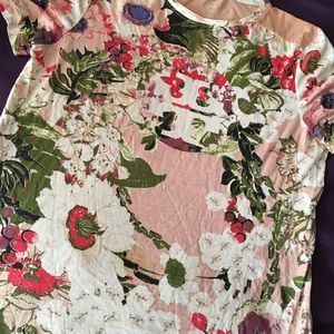 Tory Burch pink floral T-shirt. Size Small