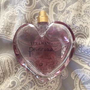 Vera Wang perfume