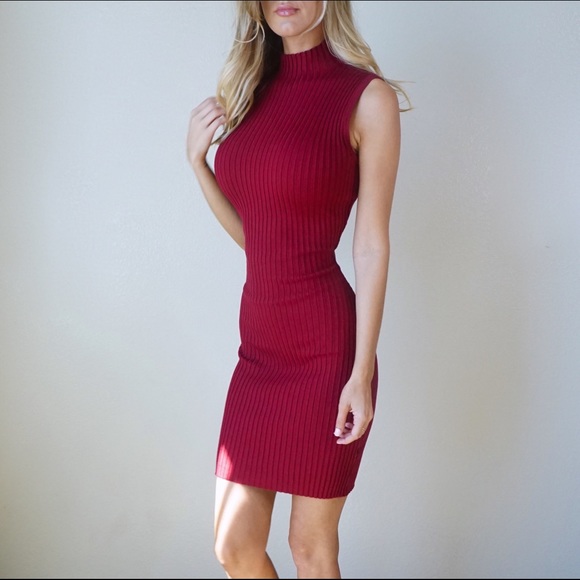 -Burgundy Ribbed Turtleneck Dress- - Picture 3 of 4