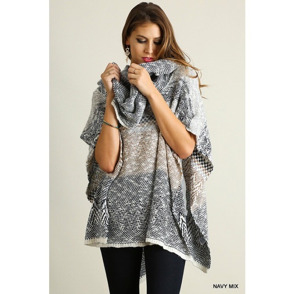 Knit Cowl Neck Poncho - Picture 3 of 4