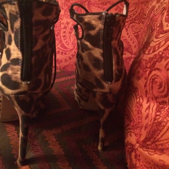 SOLD!. - Picture 4 of 4