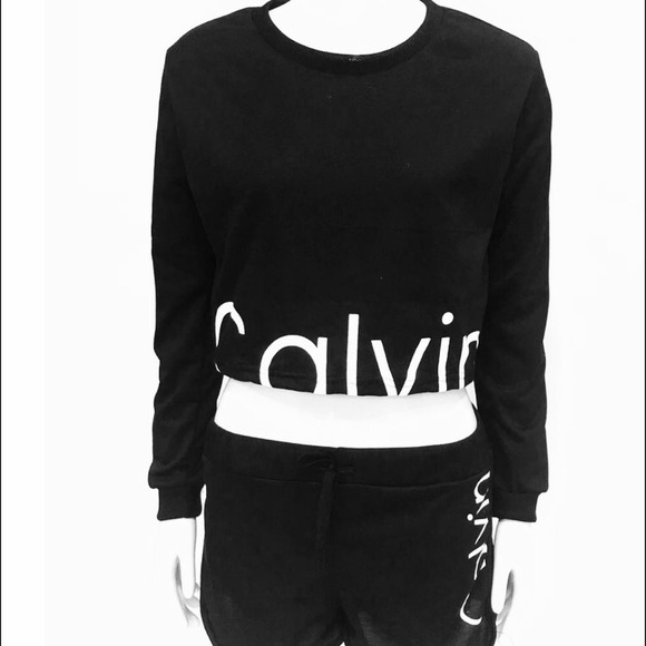 🎀SOLD LOCALLY🎀NWOT. Set: top& shorts - Picture 3 of 4