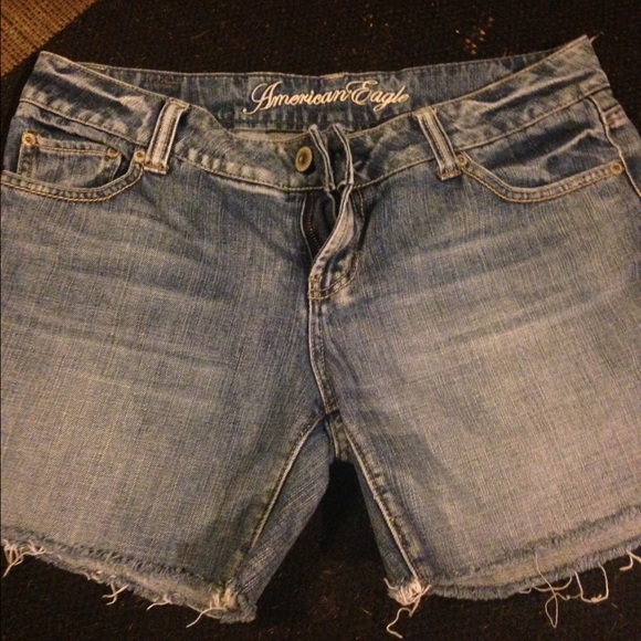 American Eagle cut off shorts