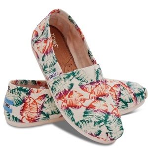 🍂🍁 Tropical TOMS