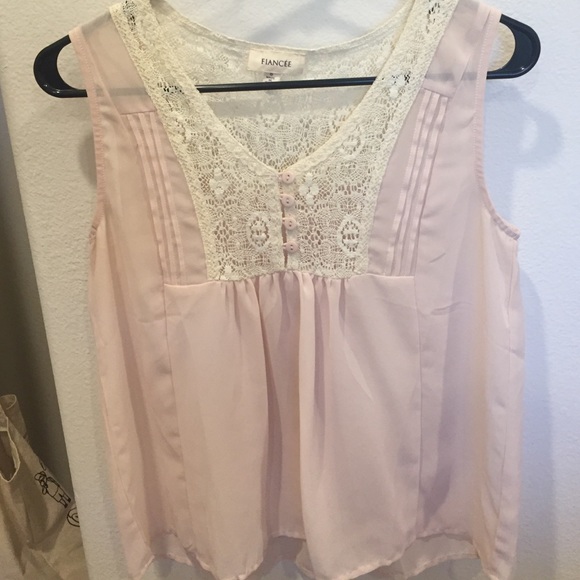 Fiancée top