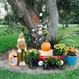 Meet your Posher, Lora