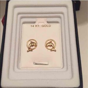 14kt dolphin earrings ✨