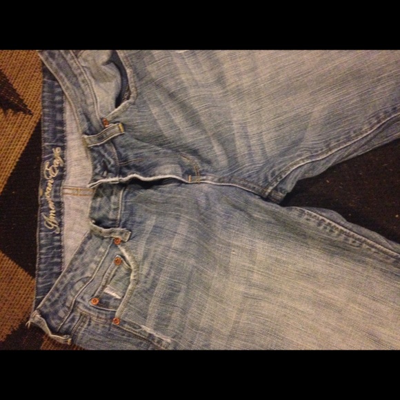 American Eagle capris