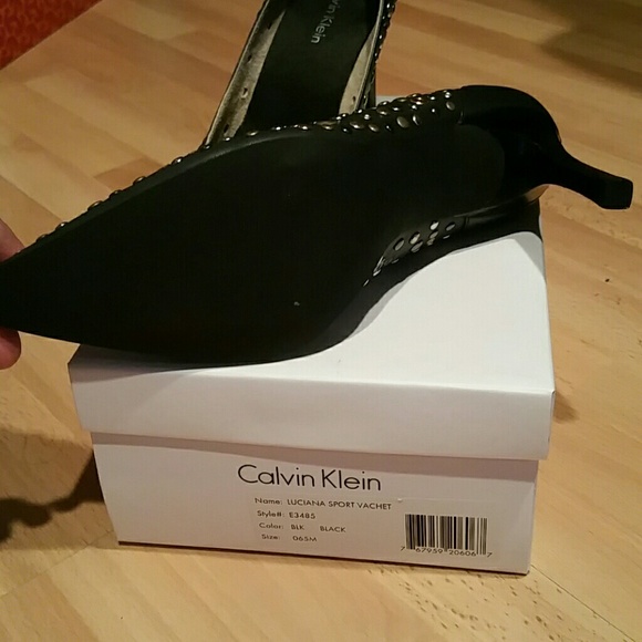NWOT Calvin Klein pumps - Picture 4 of 4