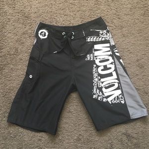 MENS Volcom swim trunks