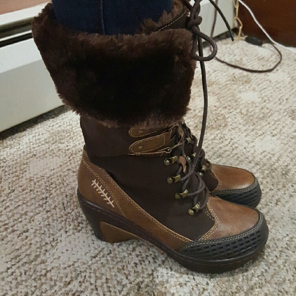 Ladies Fuzzy Boot - image 2