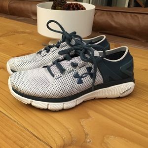 Under Armour cross training shoes