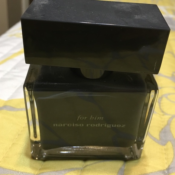 Narciso rodriguez for him