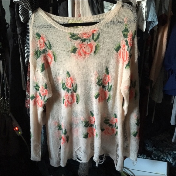 Wild fox White Label Prairie Rose Lennon Sweater