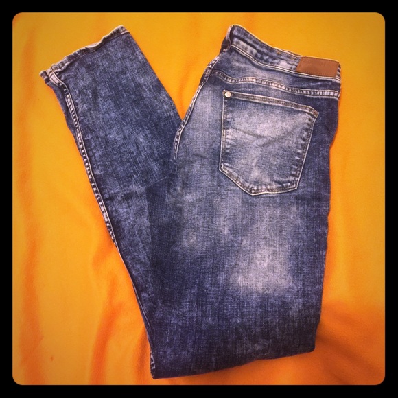 PRICE DROP Womens H&M acid washed denims
