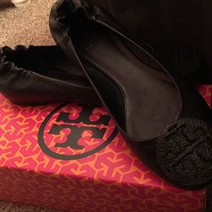 Brand new w/ box Tory Burch Flats- Size 9