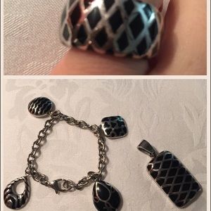 Beautiful bracelet, ring and pendant set