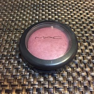 MAC mineralized blush (conjure up)