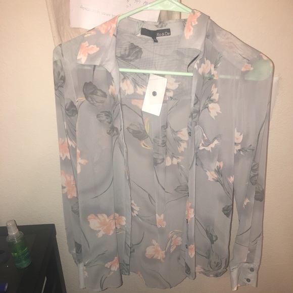 floral blouse