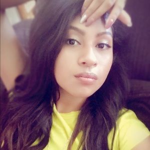 Meet your Posher, Deysi