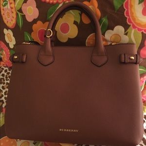 Burberry Medium Banner House Check Tote
