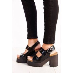 Miista Ellie Platform Size 8.5!