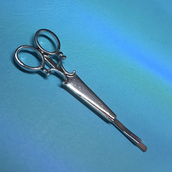 (F2) Hairstylist Shears Bobby Pin - Picture 3 of 4