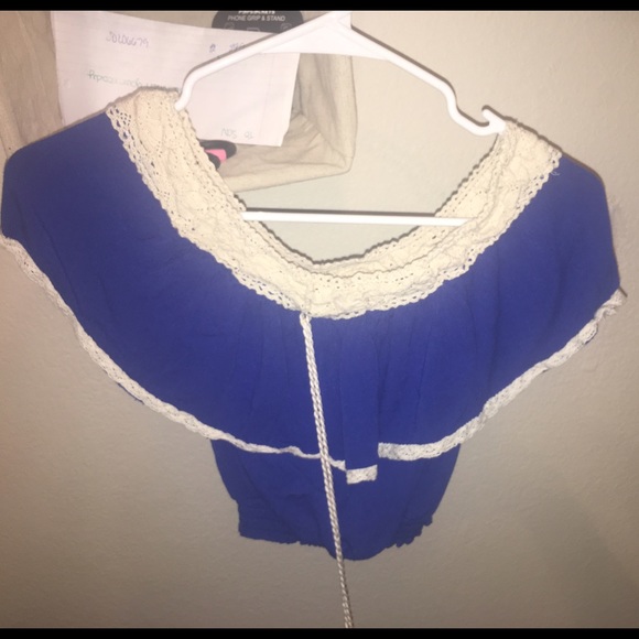 blue crop top