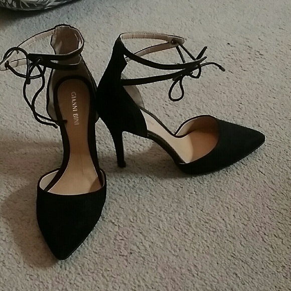 Black Sexy high heels - Picture 2 of 3