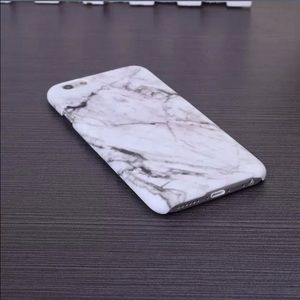 White marble iPhone 6/6s case with matte finish