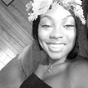 Meet your Posher, Marie