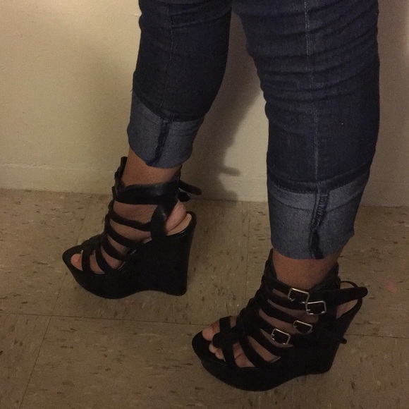 JUSTFAB - Picture 2 of 2