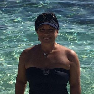 Meet your Posher, Denise