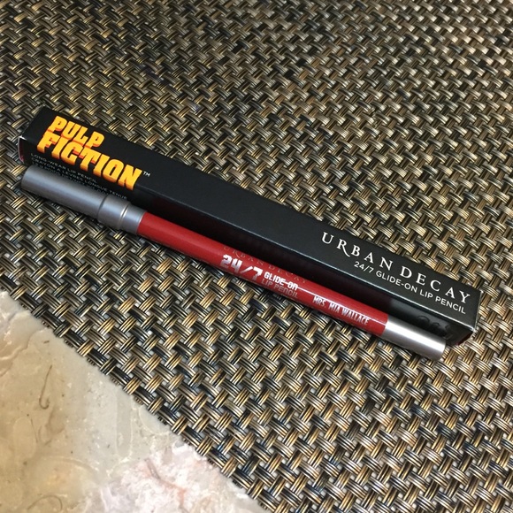Urban Decay 24/7 glide on lip pencil