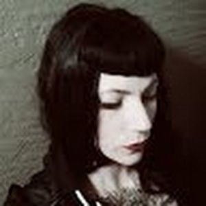 Meet your Posher, Briana