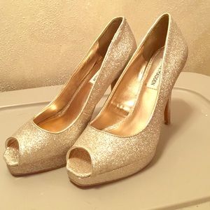 Gold Steve Madden heels