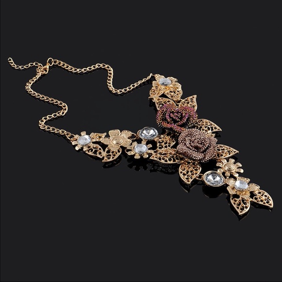 Gold Plated Rose Rhinestone Necklace - Picture 3 of 4