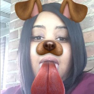 Meet your Posher, Iesha