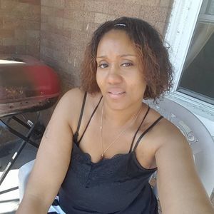 Meet your Posher, Dione