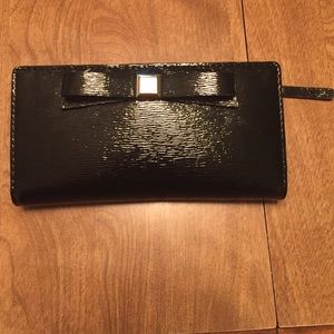 Kate Spade Beacon Court Wallet