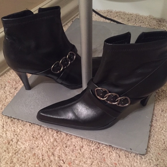 Franco Sarto Shoes - 🎉FRANCO SARTO BLACK BOOTS SIZE 6.5 🎉( LIKE NEW )