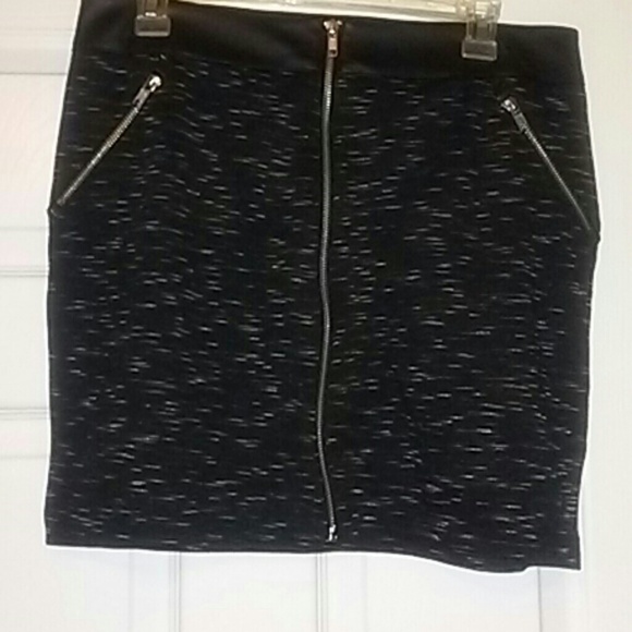 Zipper Skirt, With leather waist band