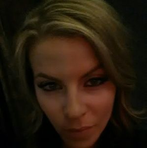 Meet your Posher, Rochelle