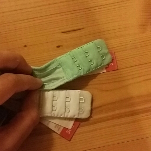 Bras - Picture 3 of 3