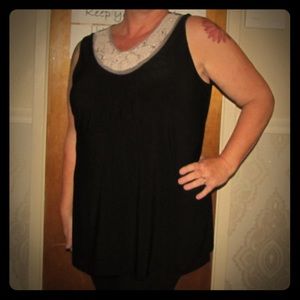 😍✨ Susan Lawrence blouse with beaded neckline