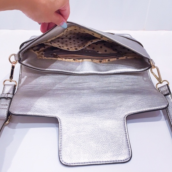 Melie Bianco🍾champagne color purse‼️2 bags in one - Picture 2 of 4