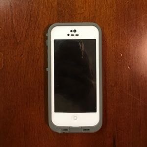 iPhone 5c Lifeproof Case