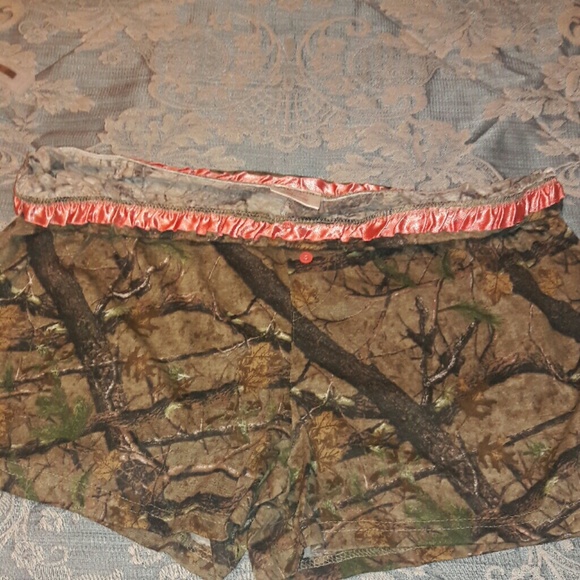 Look like a LADY shoot like a BOSS! - Picture 4 of 4